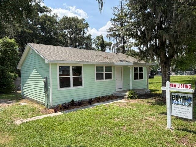 Come and see this charming little 3 bedroom, 2 bathroom home that's been beautifully remodeled and is move-in ready! Only blocks from Stetson University, This cozy gem features stylish updates throughout, including modern finishes, fresh paint, hardwood flooring, and a bright, inviting, and open interior. The thoughtfully renovated kitchen and bathrooms blend comfort with contemporary design, while the efficient layout makes the most of every space.

Whether you're a first-time homebuyer, looking to downsize, or searching for a great investment opportunity, this adorable home offers the perfect combination of character and modern convenience. Enjoy low-maintenance living with all the work already done—just move in and make it your own!

ADU opportunity, the zoning allows for an ADU as well. This lot is large enough for that opportunity as well.