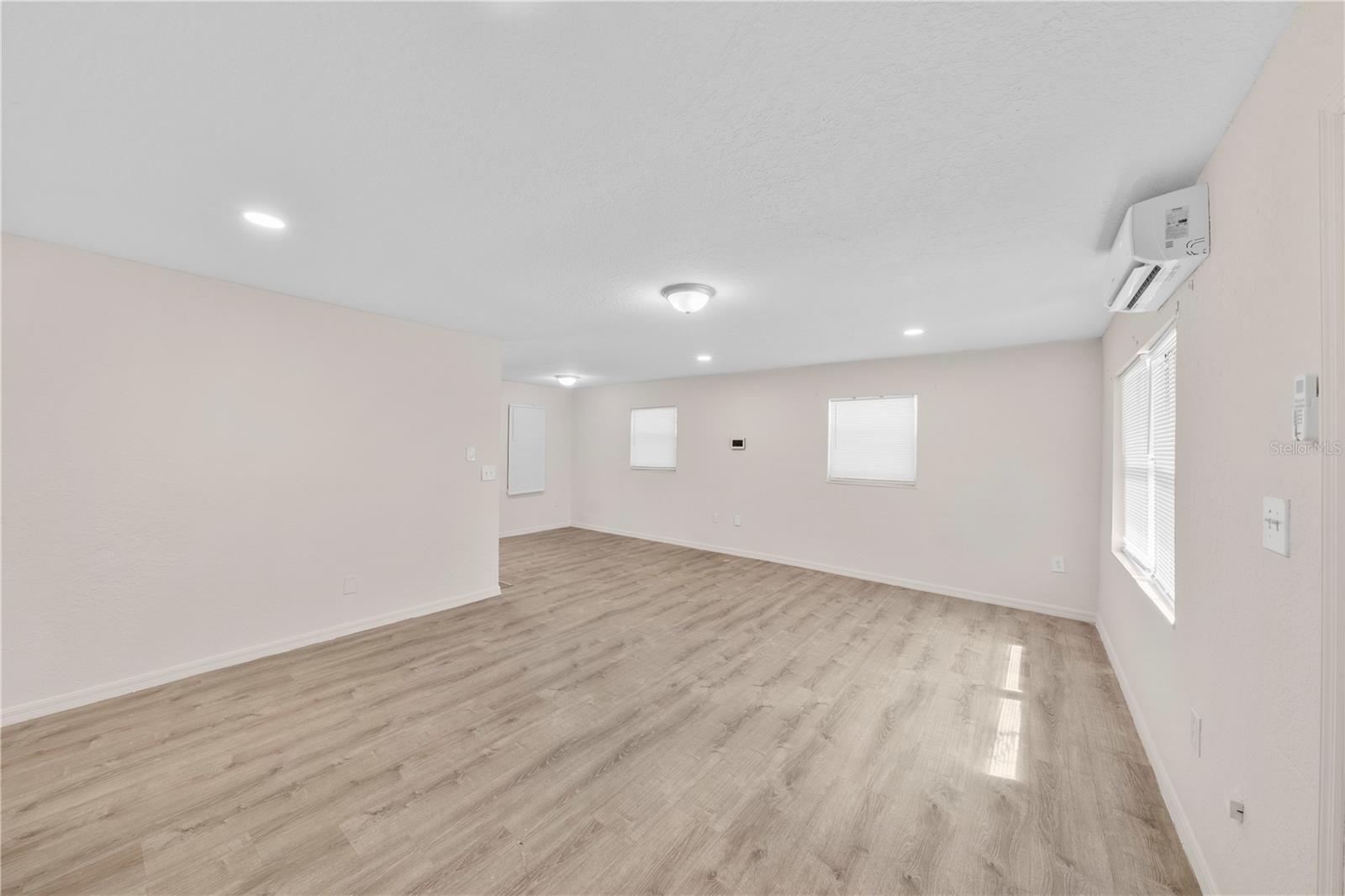 BRIDGES SUB TO WILDWOOD FLORID - Residential