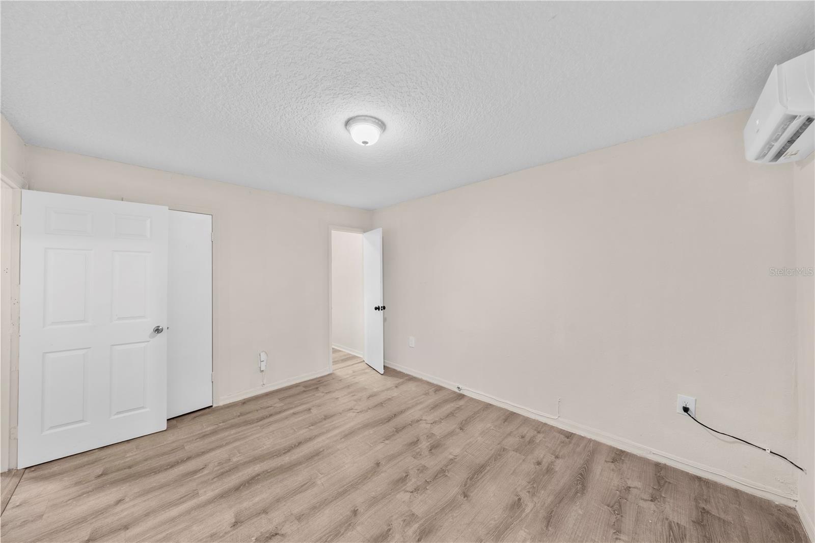 BRIDGES SUB TO WILDWOOD FLORID - Residential