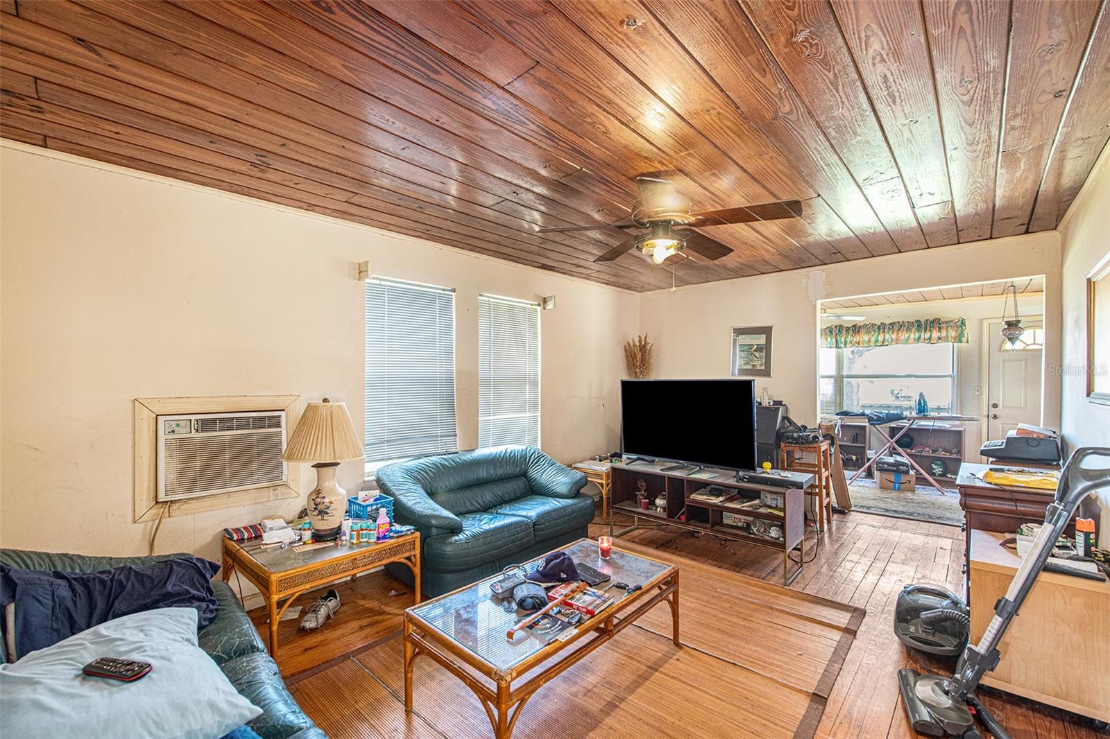 UNPLATTED - Residential