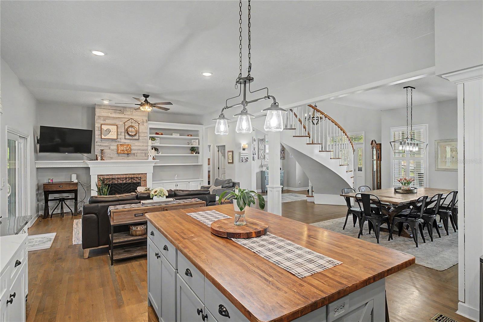 TRAILS OF MONTVERDE - Residential