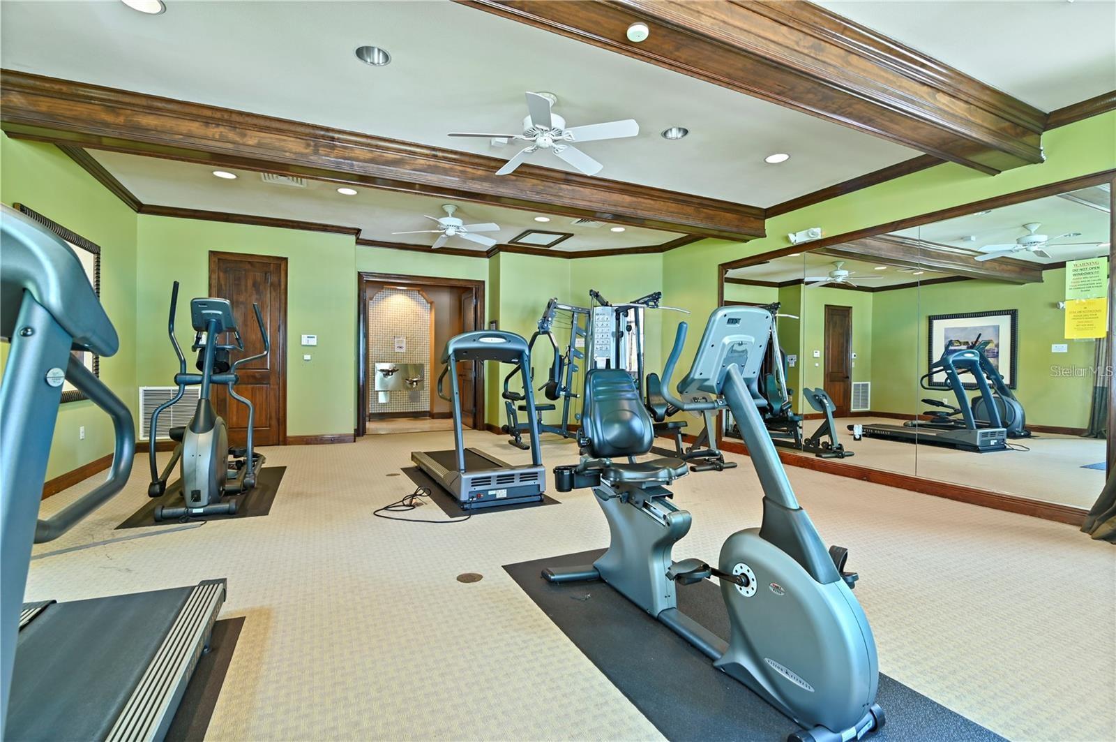FOUNTAINS/CRYSTAL CRK CONDO I - Residential Lease