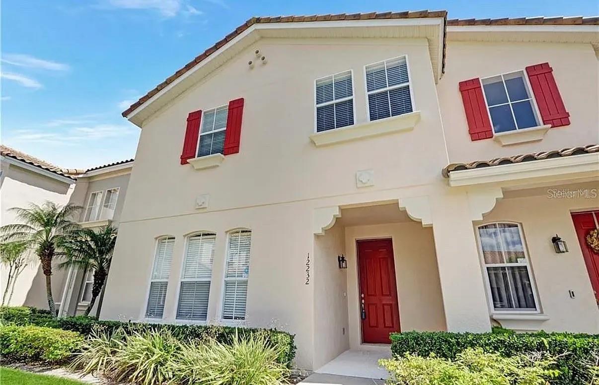 FOUNTAINS/CRYSTAL CRK CONDO I - Residential Lease