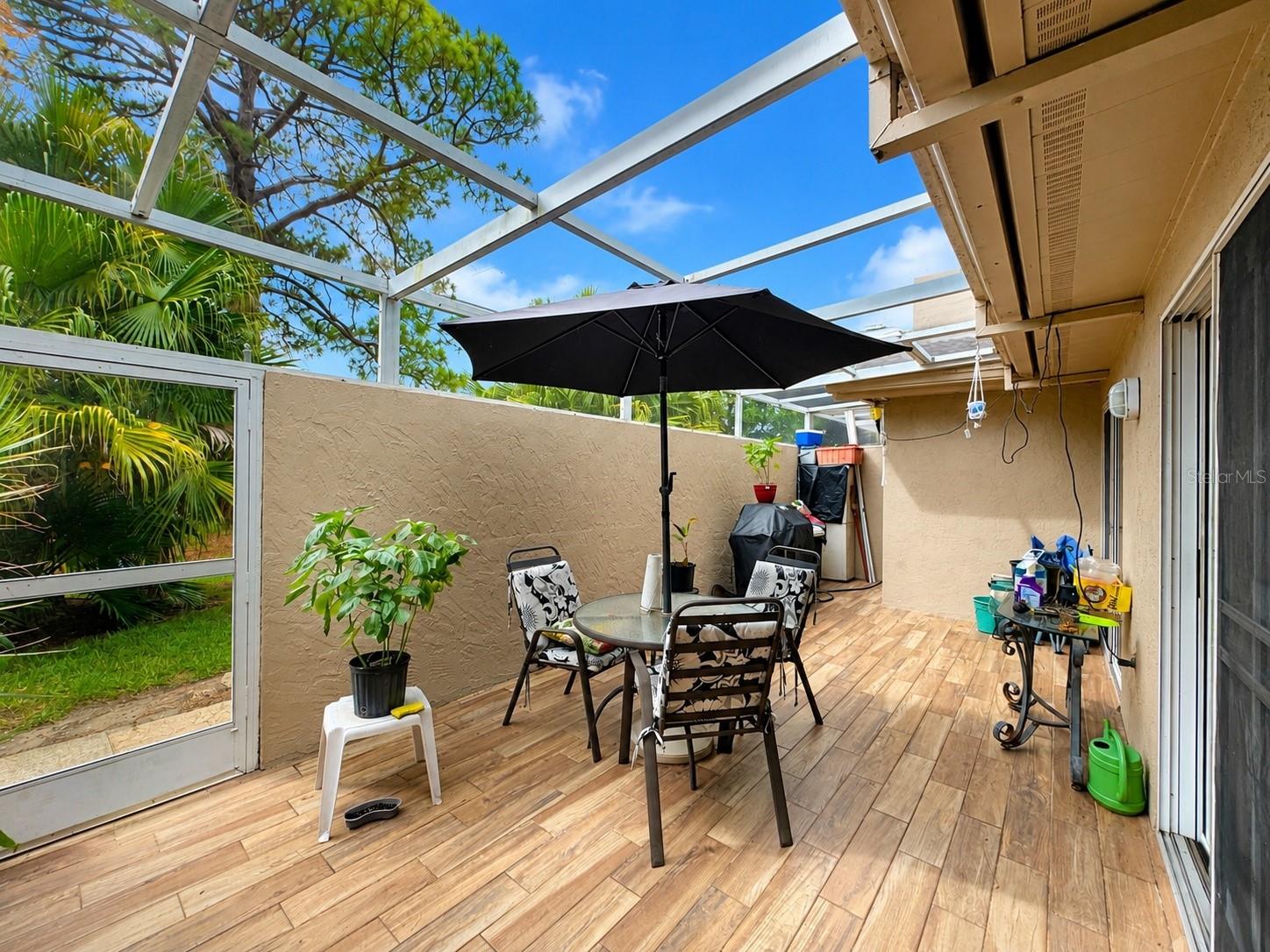 GARDEN LAKES COURTYARD - Residential