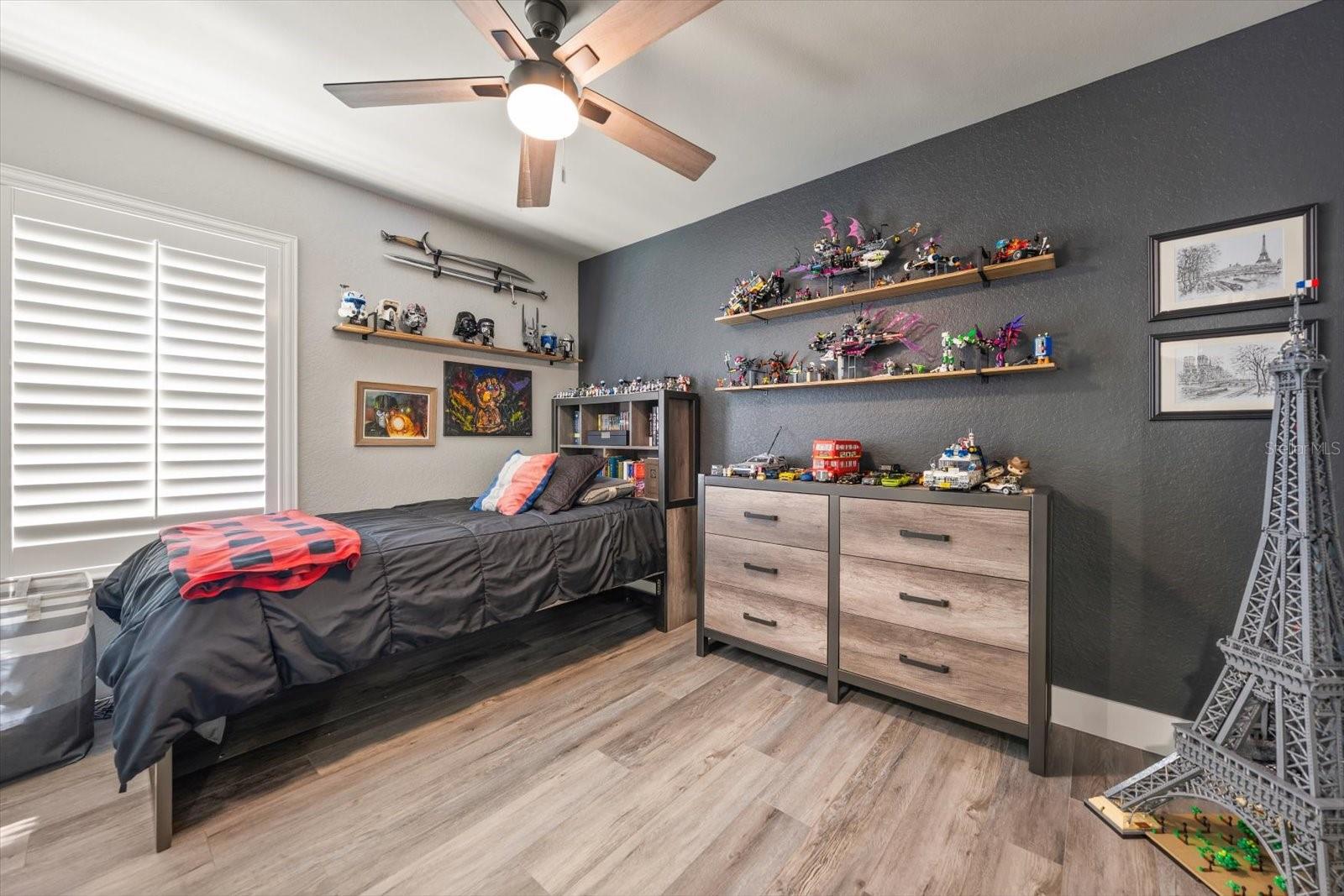 BELLEAIR ESTATES 4TH ADD - Residential
