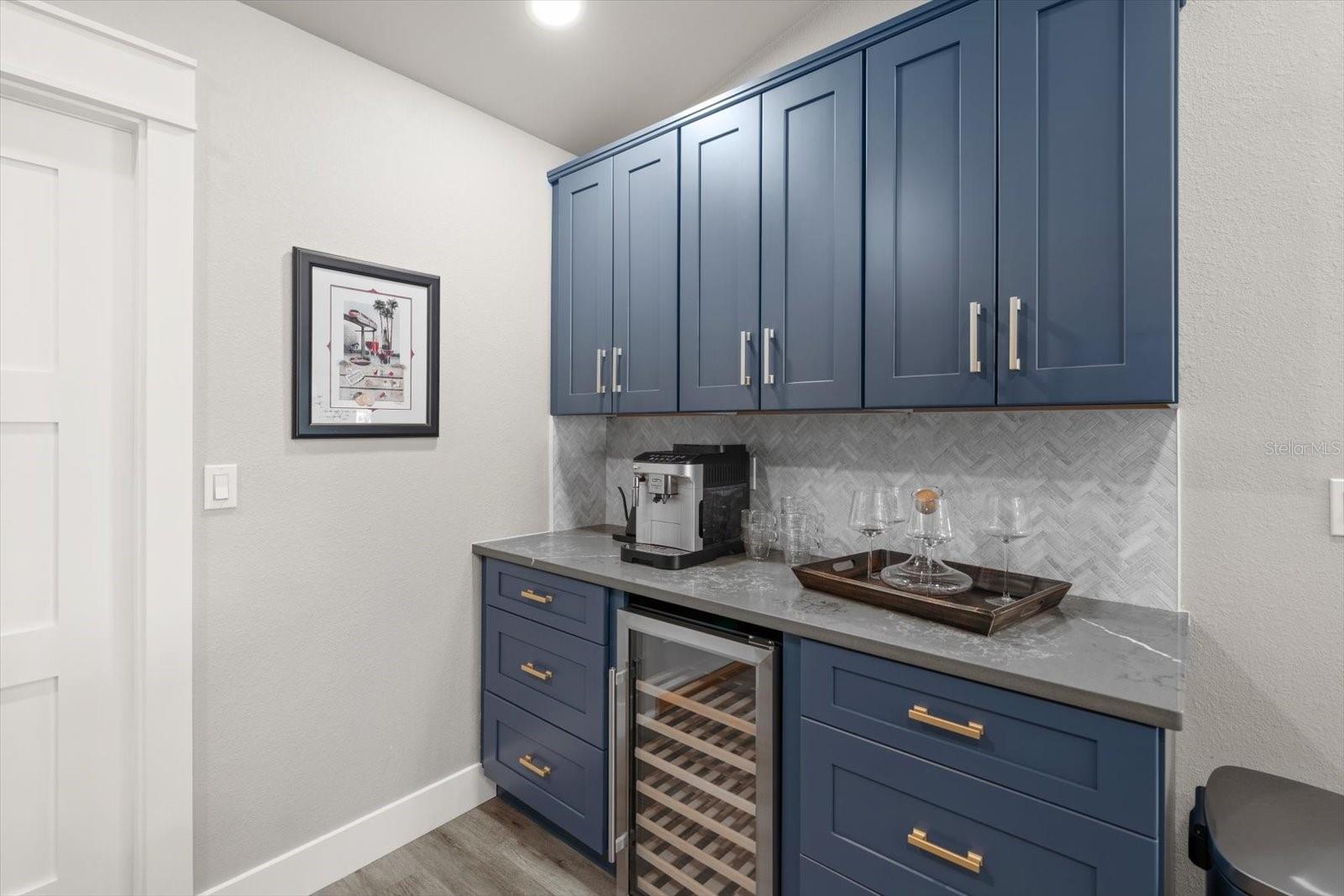 BELLEAIR ESTATES 4TH ADD - Residential