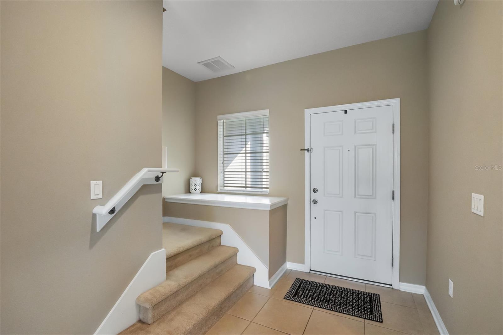 RIVERVIEW TWNHMS PH II - Residential Lease