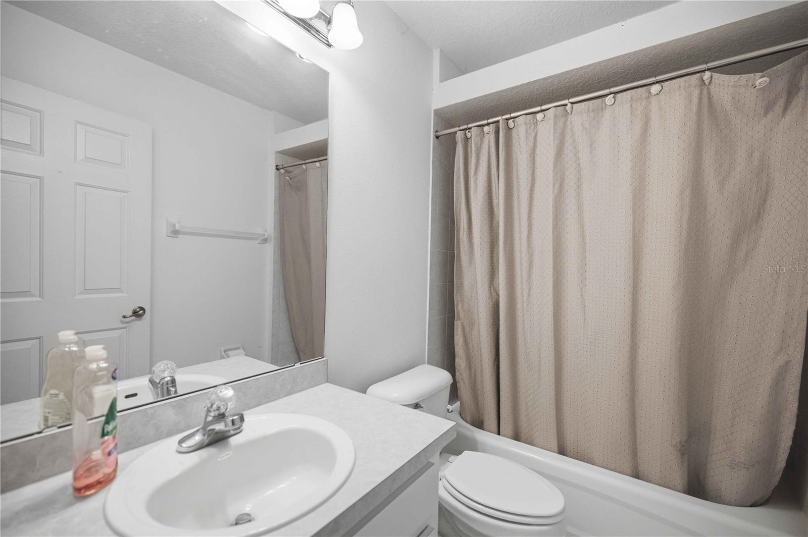 MARION OAKS UN 7 - Residential