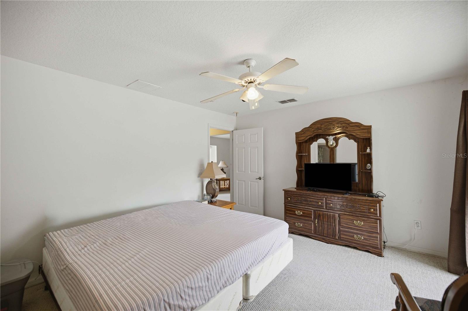 MARION OAKS UN 7 - Residential