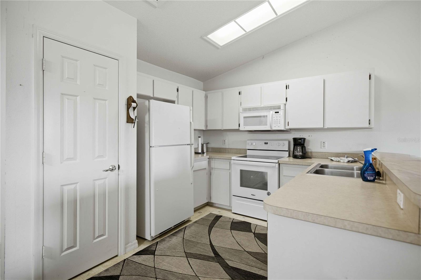 MARION OAKS UN 7 - Residential