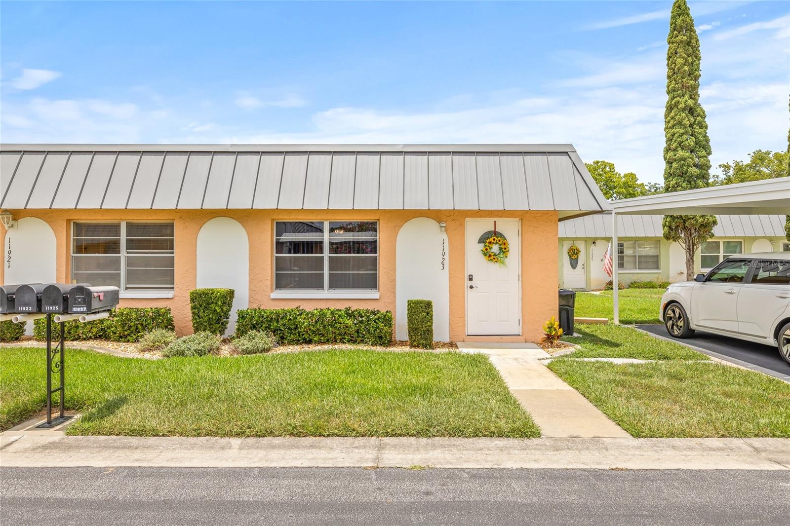 PARADISE POINTE WEST - Residential