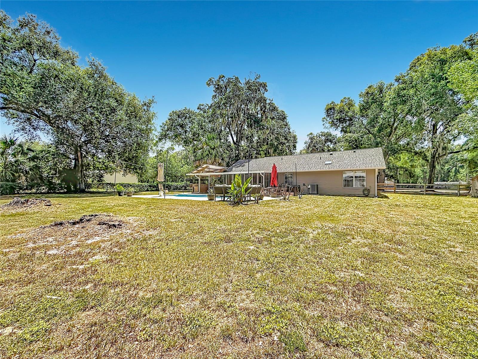WEIR PARK - Residential