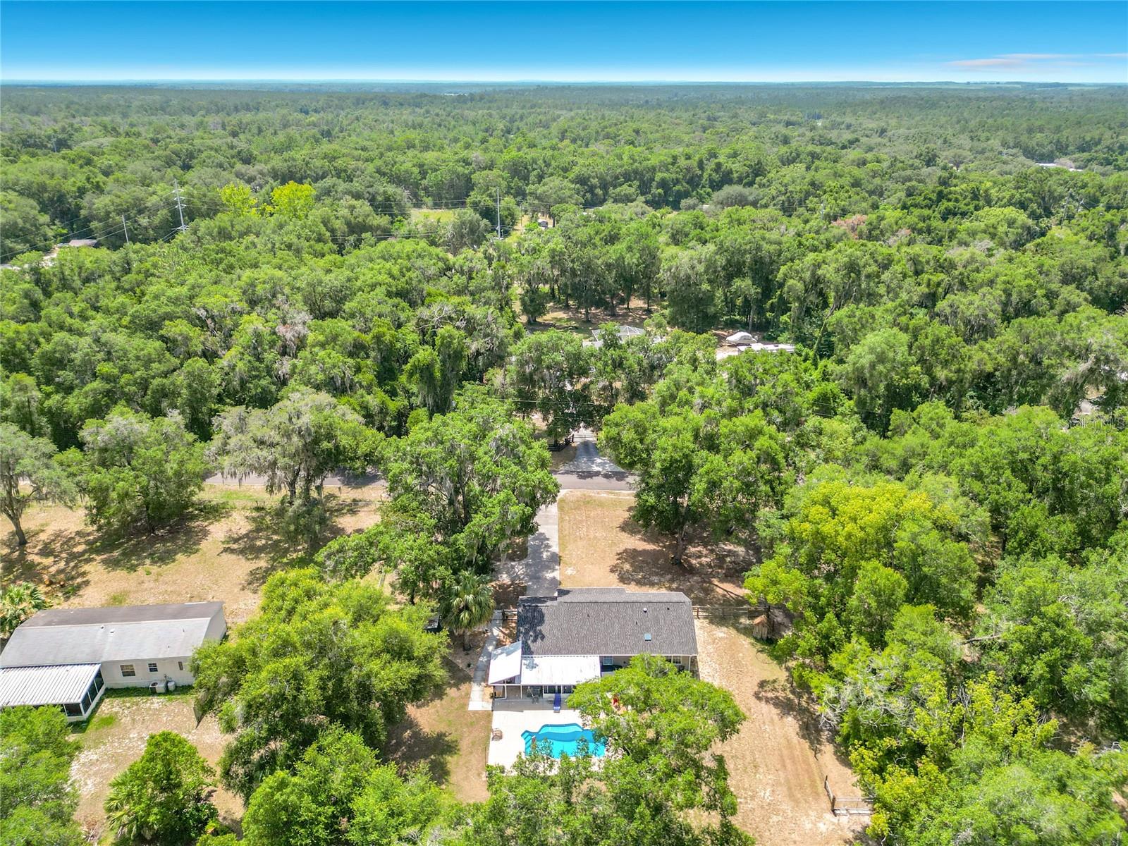 WEIR PARK - Residential
