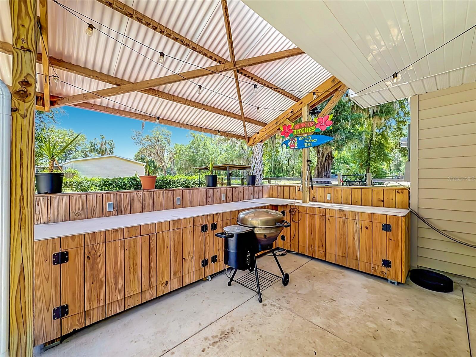 WEIR PARK - Residential