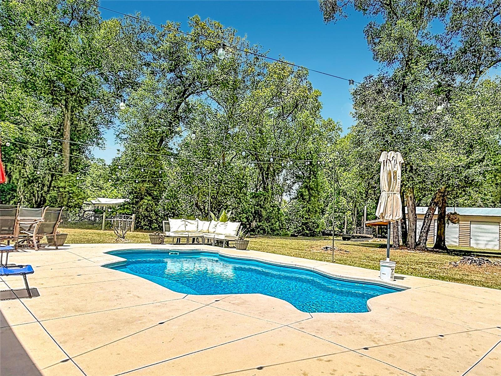 WEIR PARK - Residential