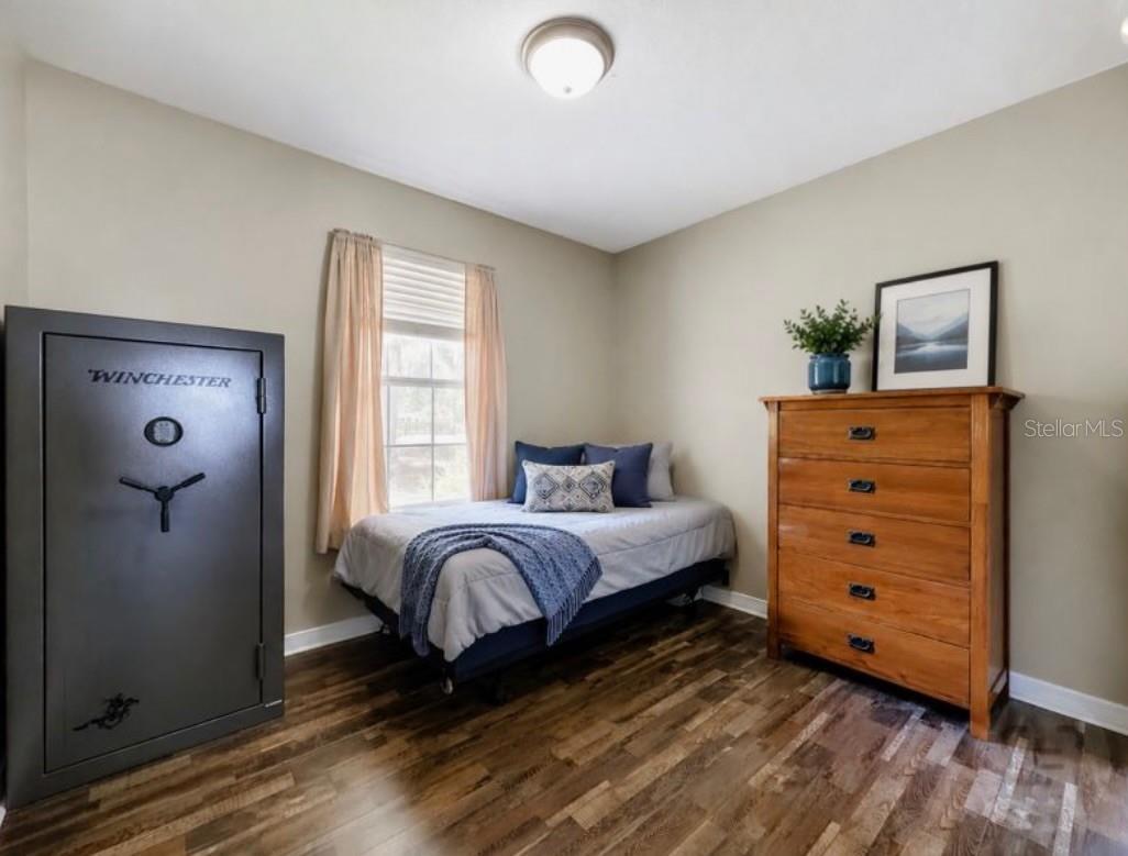 WEIR PARK - Residential