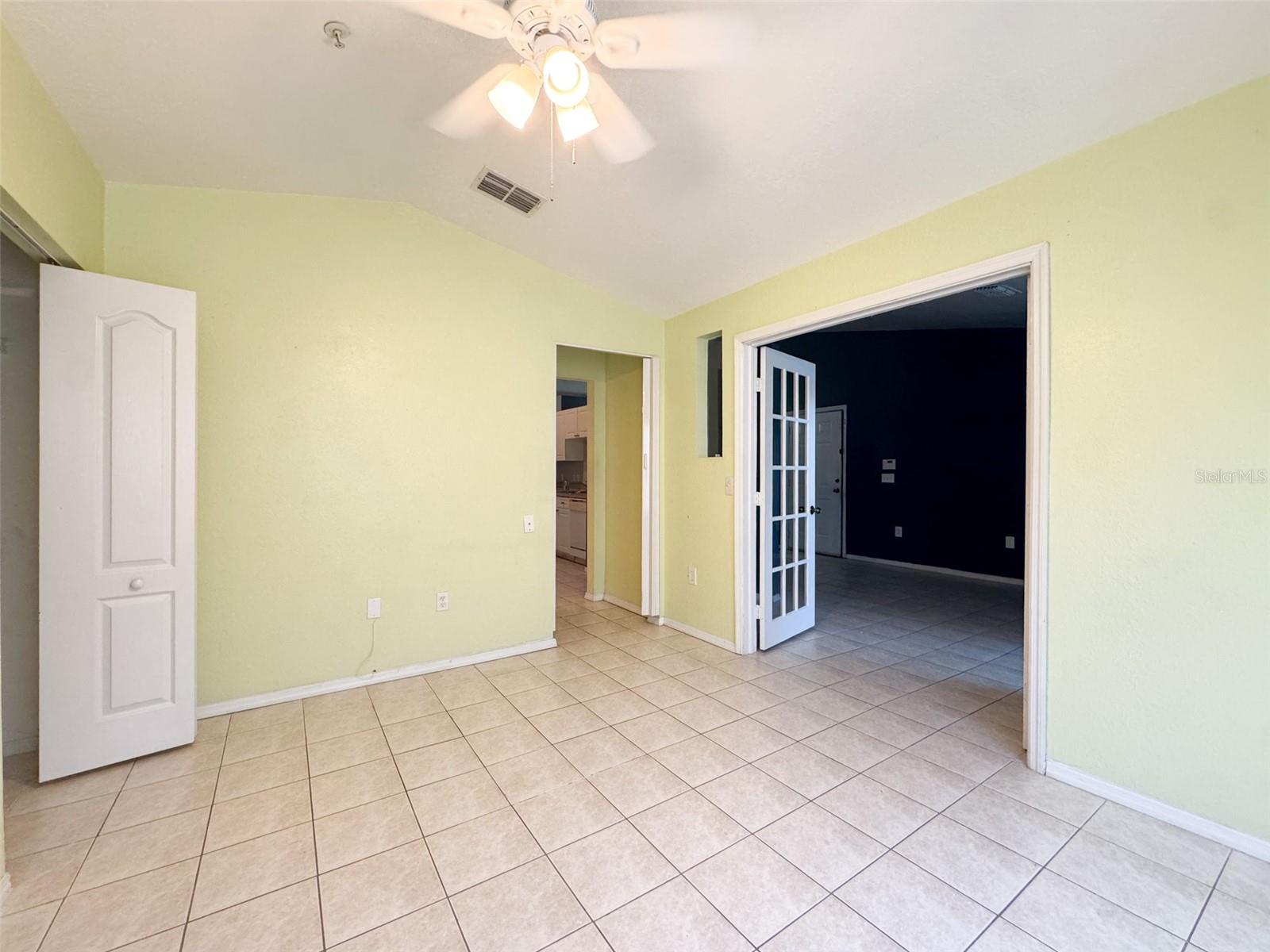 GRAND RESERVE AT KIRKMAN PARKE CONDOMINIUMS - Residential