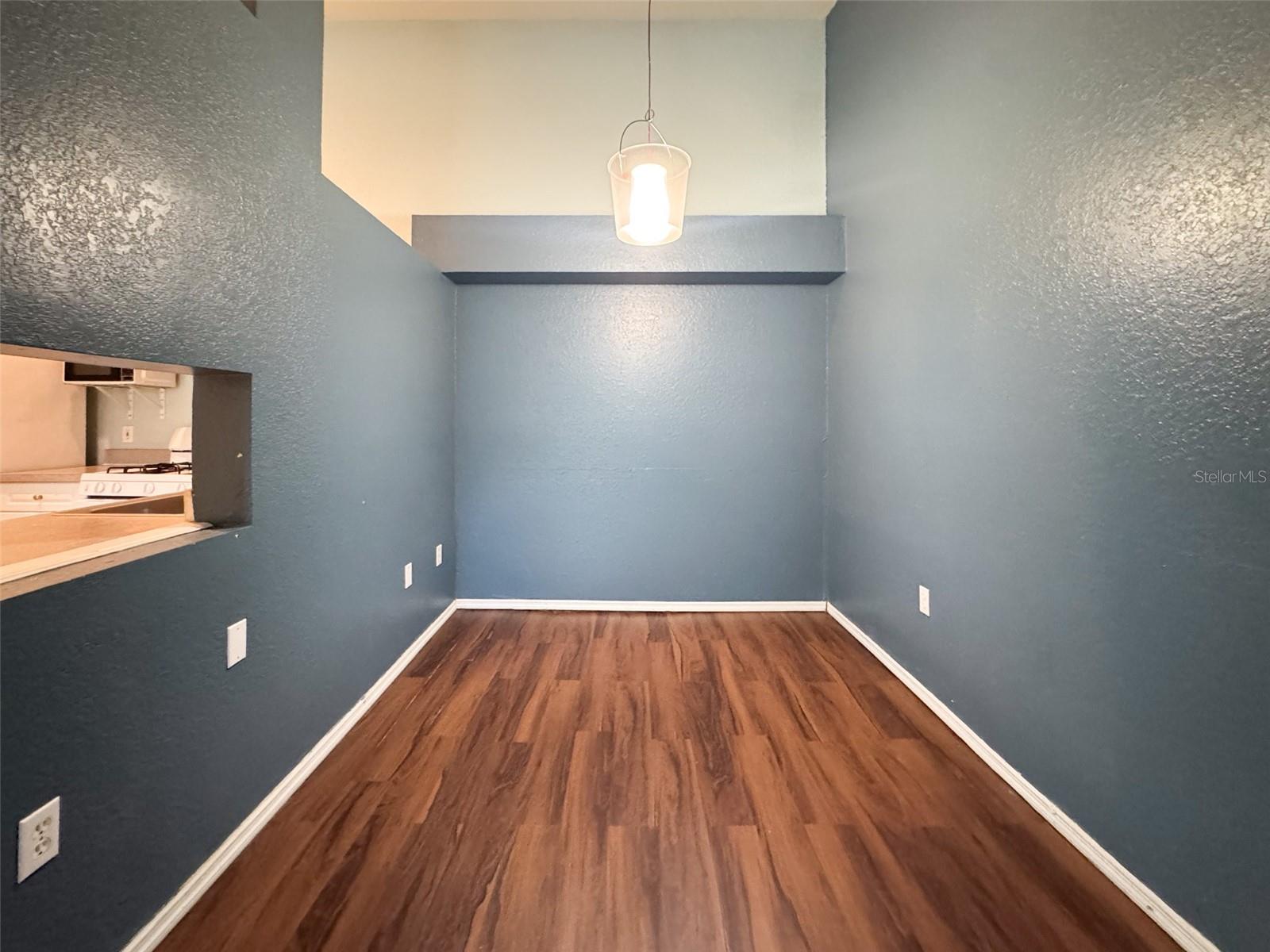 GRAND RESERVE AT KIRKMAN PARKE CONDOMINIUMS - Residential