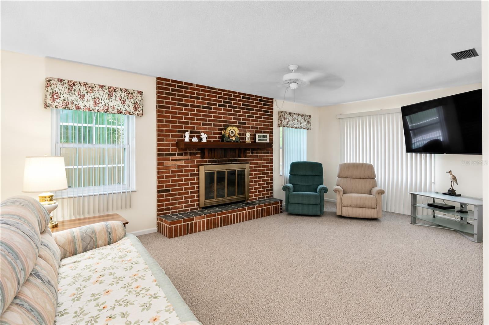 MARION OAKS UN 03 - Residential