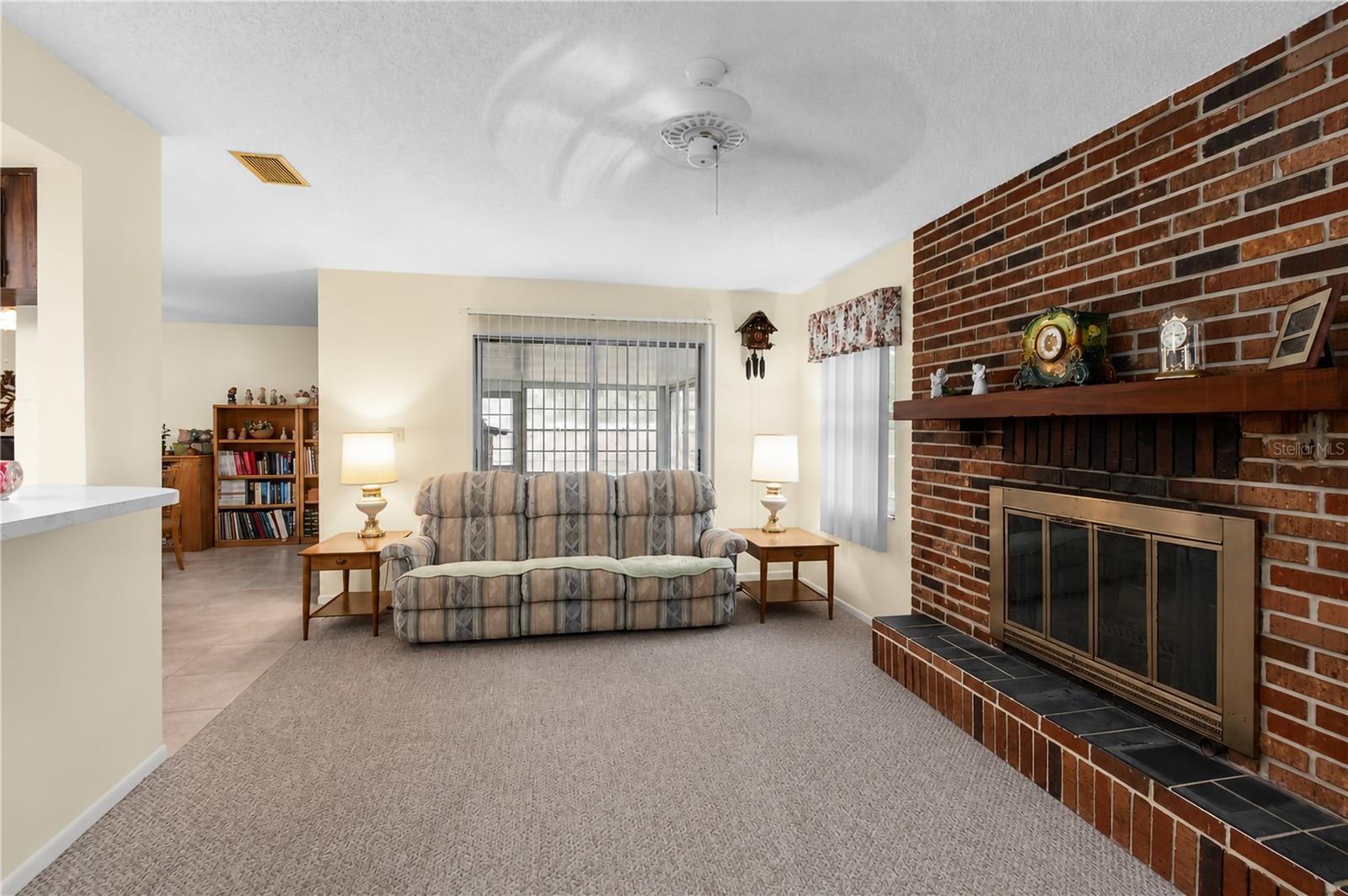 MARION OAKS UN 03 - Residential