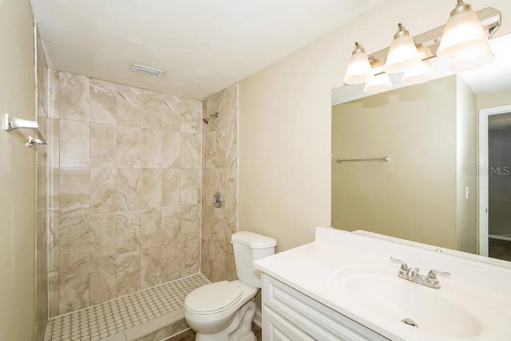 CAMEO VILLAS UNIT 1 - Residential Lease