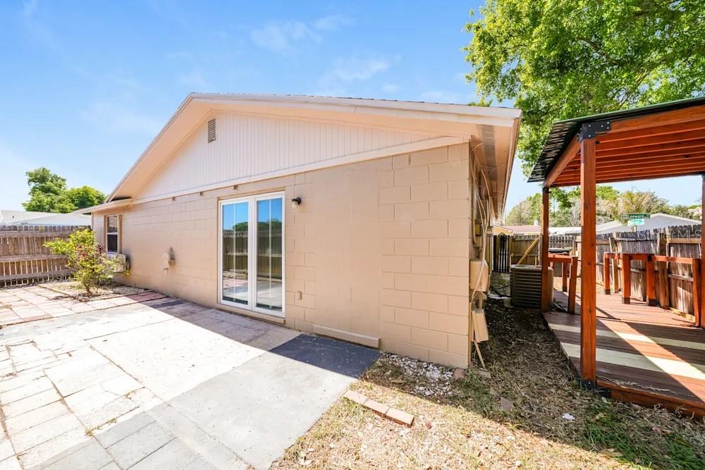 CAMEO VILLAS UNIT 1 - Residential Lease