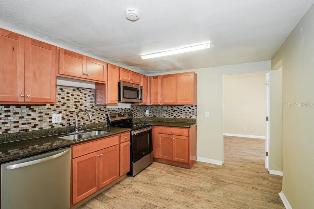 CAMEO VILLAS UNIT 1 - Residential Lease
