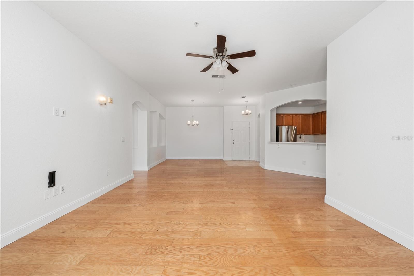 FLORA RIDGE CONDO PH 1 BLDG 1 - Residential