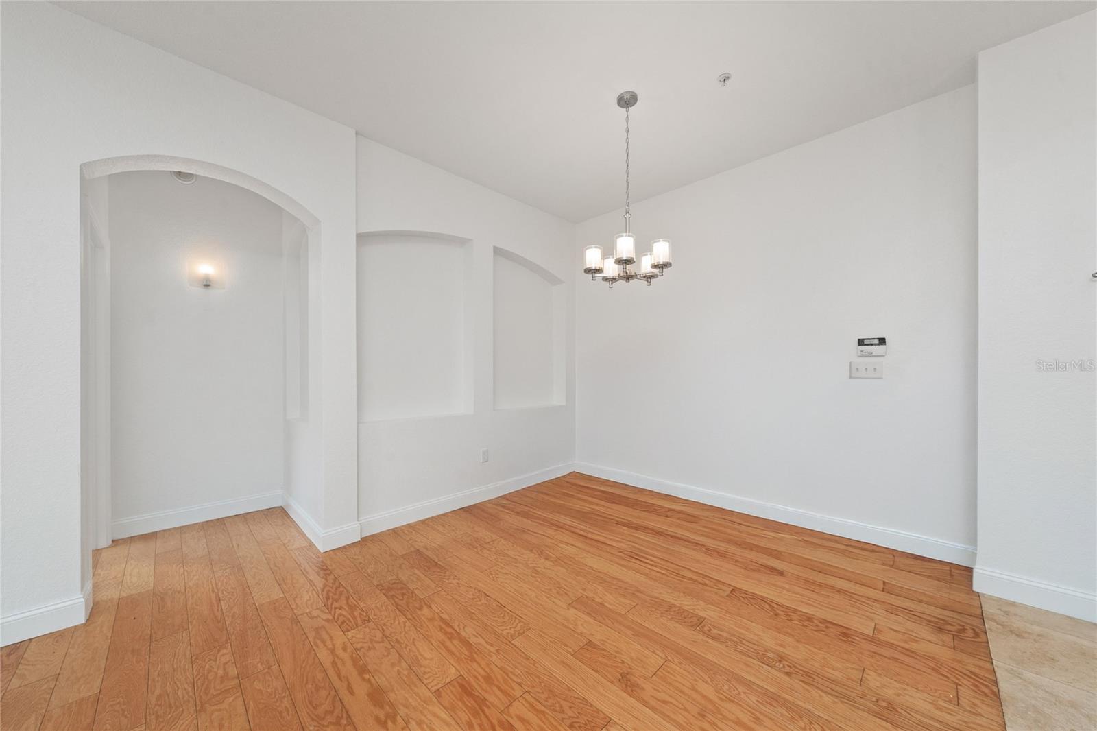 FLORA RIDGE CONDO PH 1 BLDG 1 - Residential