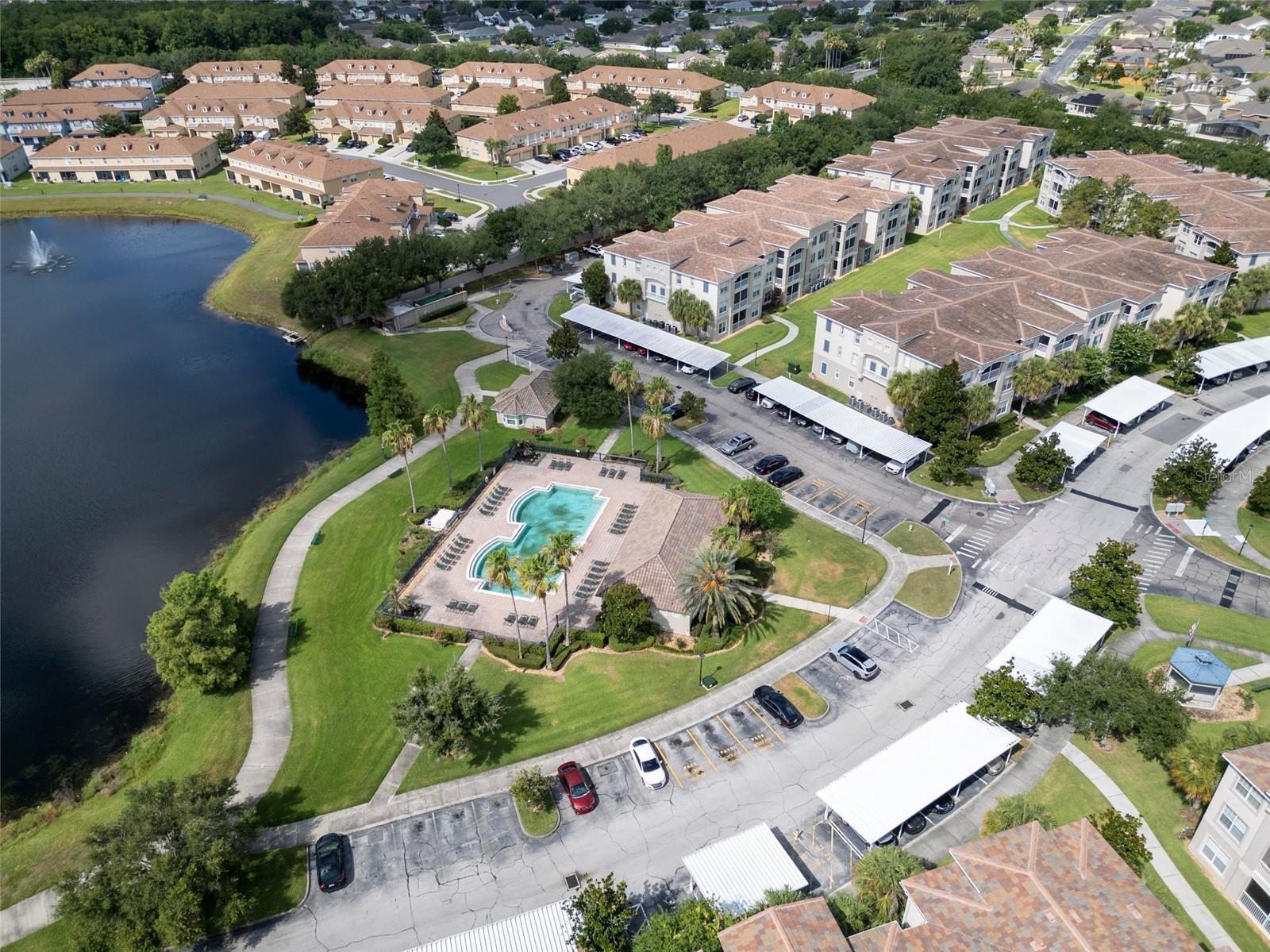 FLORA RIDGE CONDO PH 1 BLDG 1 - Residential