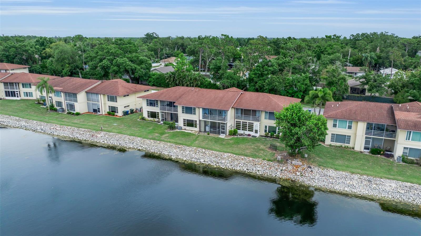 LAKE TIPPECANOE - Residential