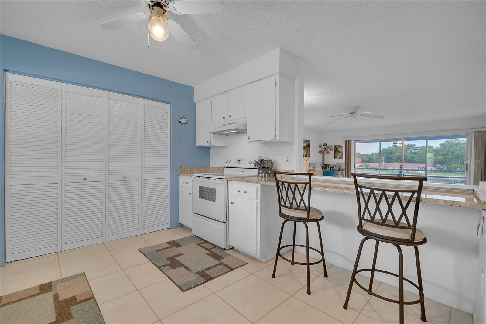 LAKE TIPPECANOE - Residential