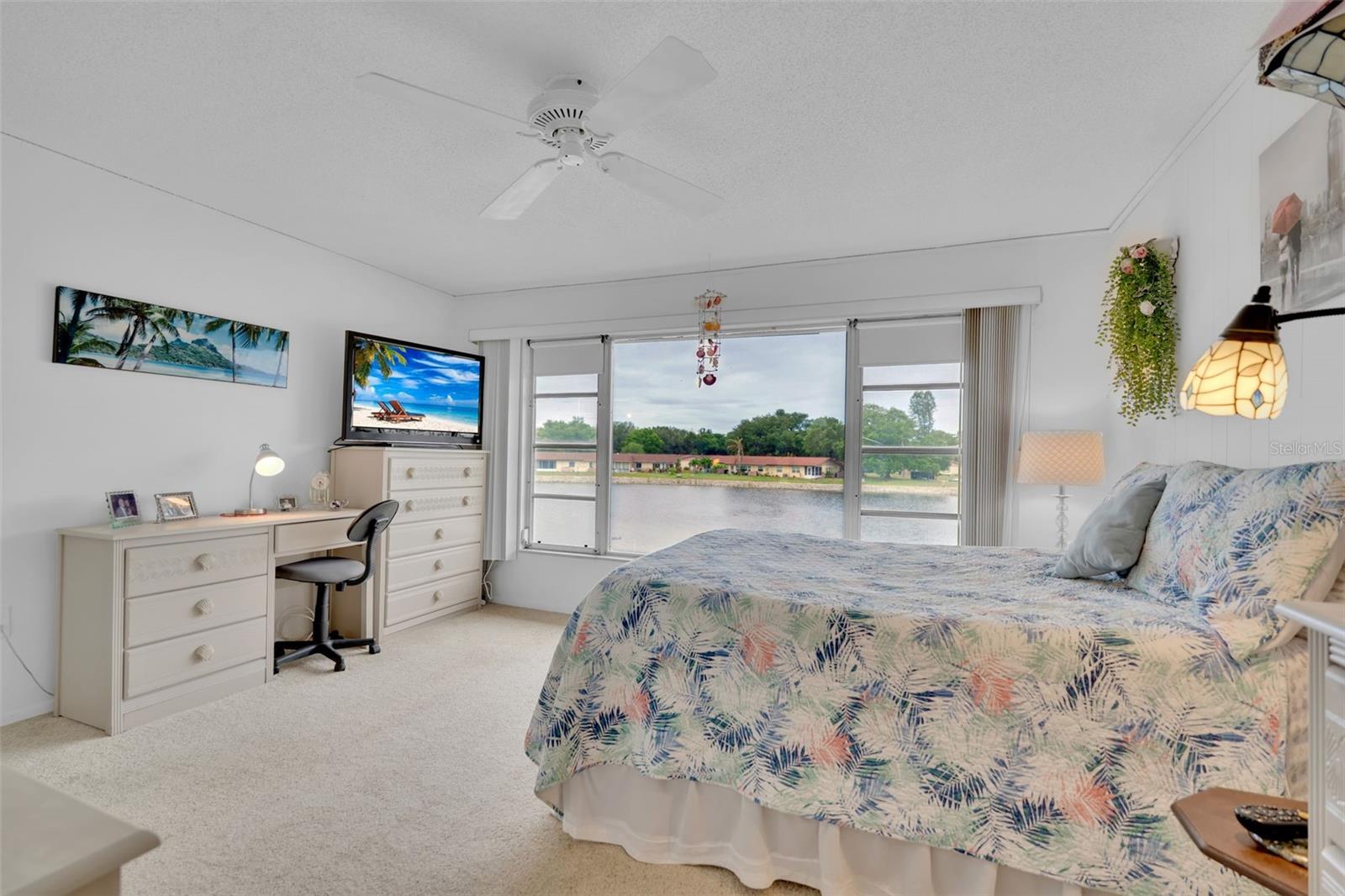 LAKE TIPPECANOE - Residential