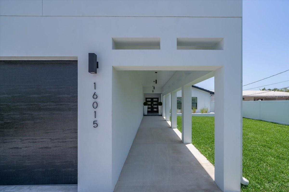 LONE PALM BEACH 3RD ADD - Residential