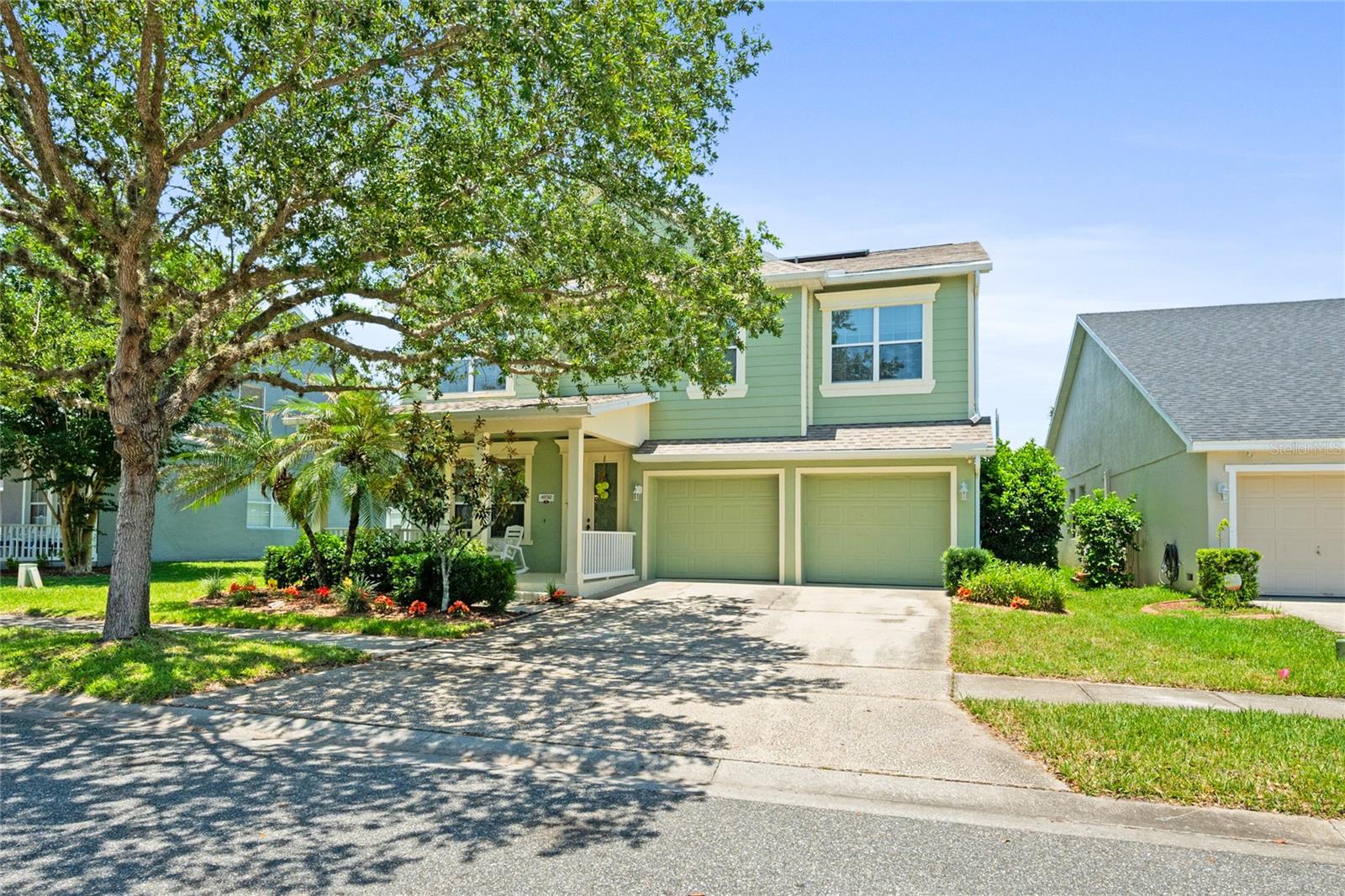 Welcome to this spacious 4-bedroom, 3.5-bath home located in the highly desirable South Village of Avalon Park. Offering nearly 3,000 square feet of living space, this well-designed home provides the perfect blend of space, comfort, and functionality.
The first floor features generous living and dining areas along with a spacious kitchen offering ample cabinet and counter space, ideal for everyday living and entertaining. Upstairs, you’ll find an oversized bonus room that can easily serve as a media room, game room, playroom, home office, or even a fifth bedroom, providing endless possibilities to fit your lifestyle.
The primary suite offers a private retreat with an en-suite bath, while the additional bedrooms provide plenty of space for family and guests.
Step outside to enjoy the fully fenced backyard, overlooking the pond, offering privacy and room for outdoor entertaining, pets, or play. A new roof installed in 2022 adds valuable peace of mind for the next owner.
Enjoy all that Avalon Park residents love, including resort-style community pools, parks, playgrounds, walking and biking trails, tennis and basketball courts, and a vibrant downtown filled with restaurants, shops, and year-round community events. Conveniently located near top-rated schools, Waterford Lakes Town Center, UCF, major highways, and Orlando International Airport, this home is ready for its next owner to make it their own.
Schedule your showing today!