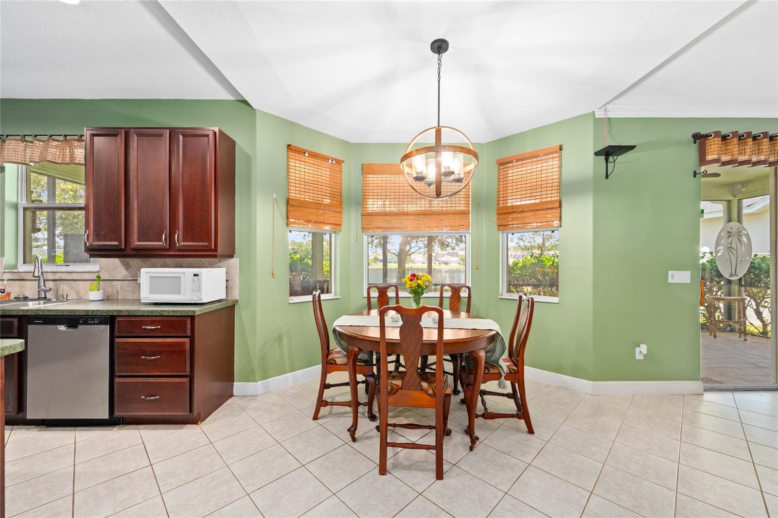 EMERALD ESTATES - Residential