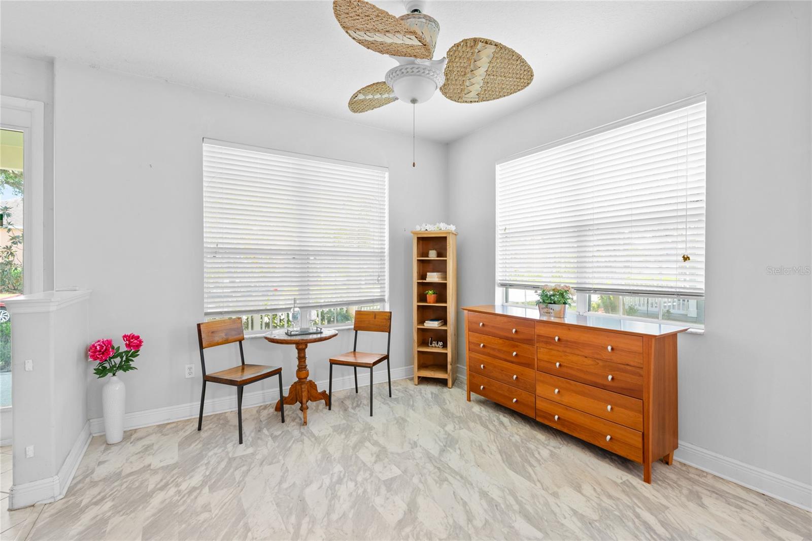 EMERALD ESTATES - Residential