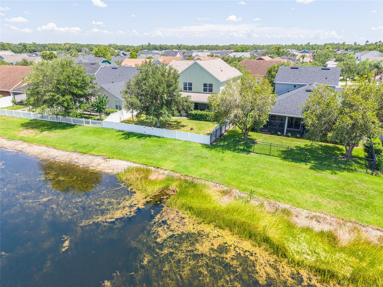 EMERALD ESTATES - Residential