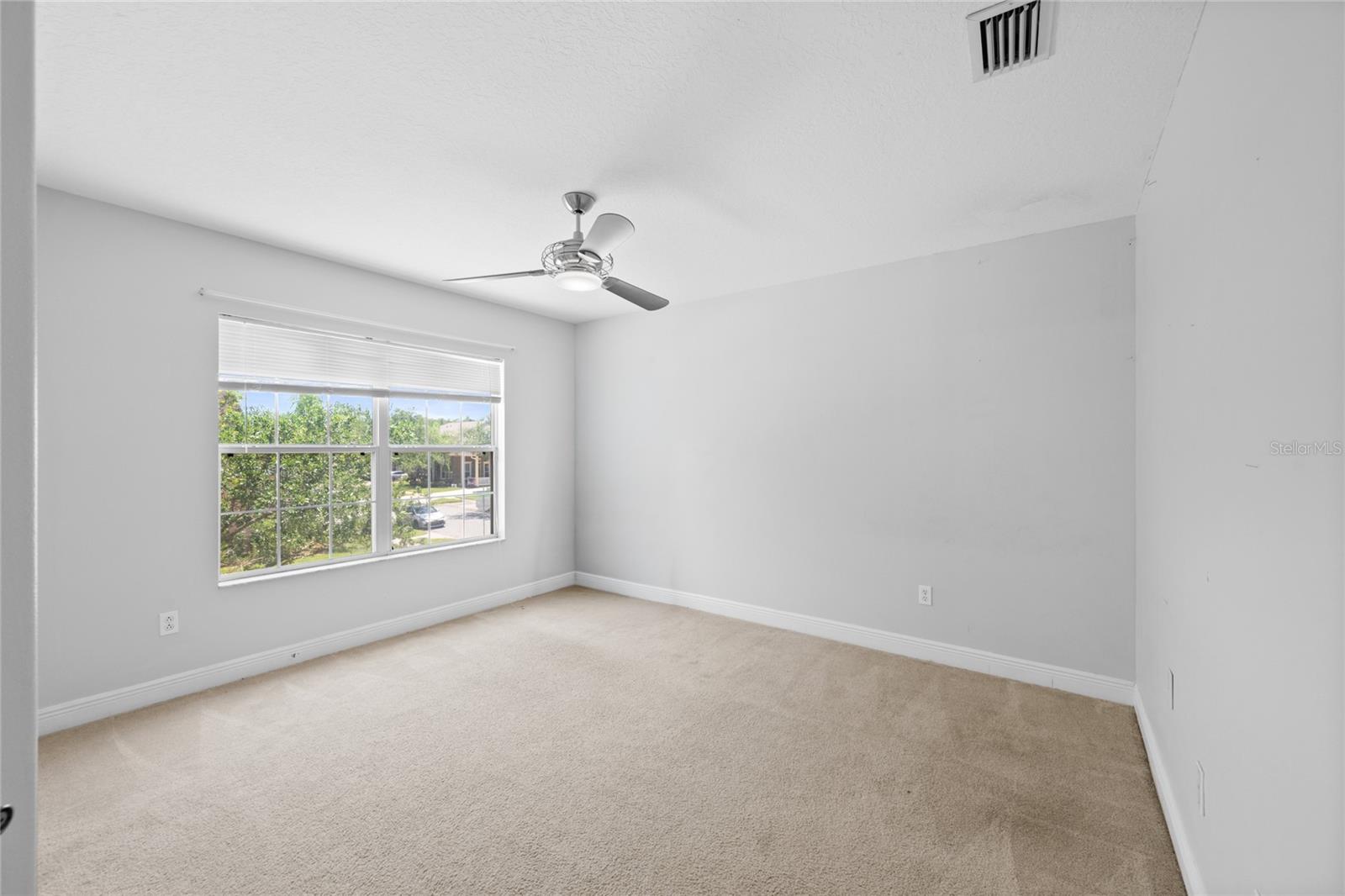EMERALD ESTATES - Residential