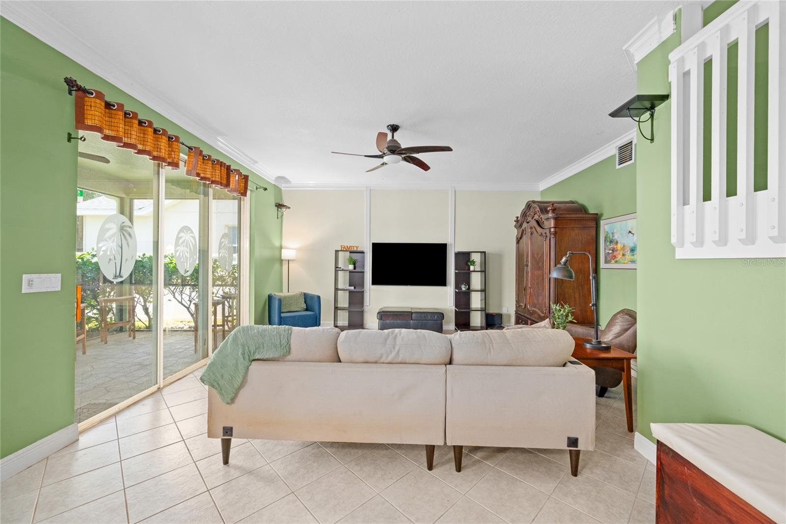 EMERALD ESTATES - Residential