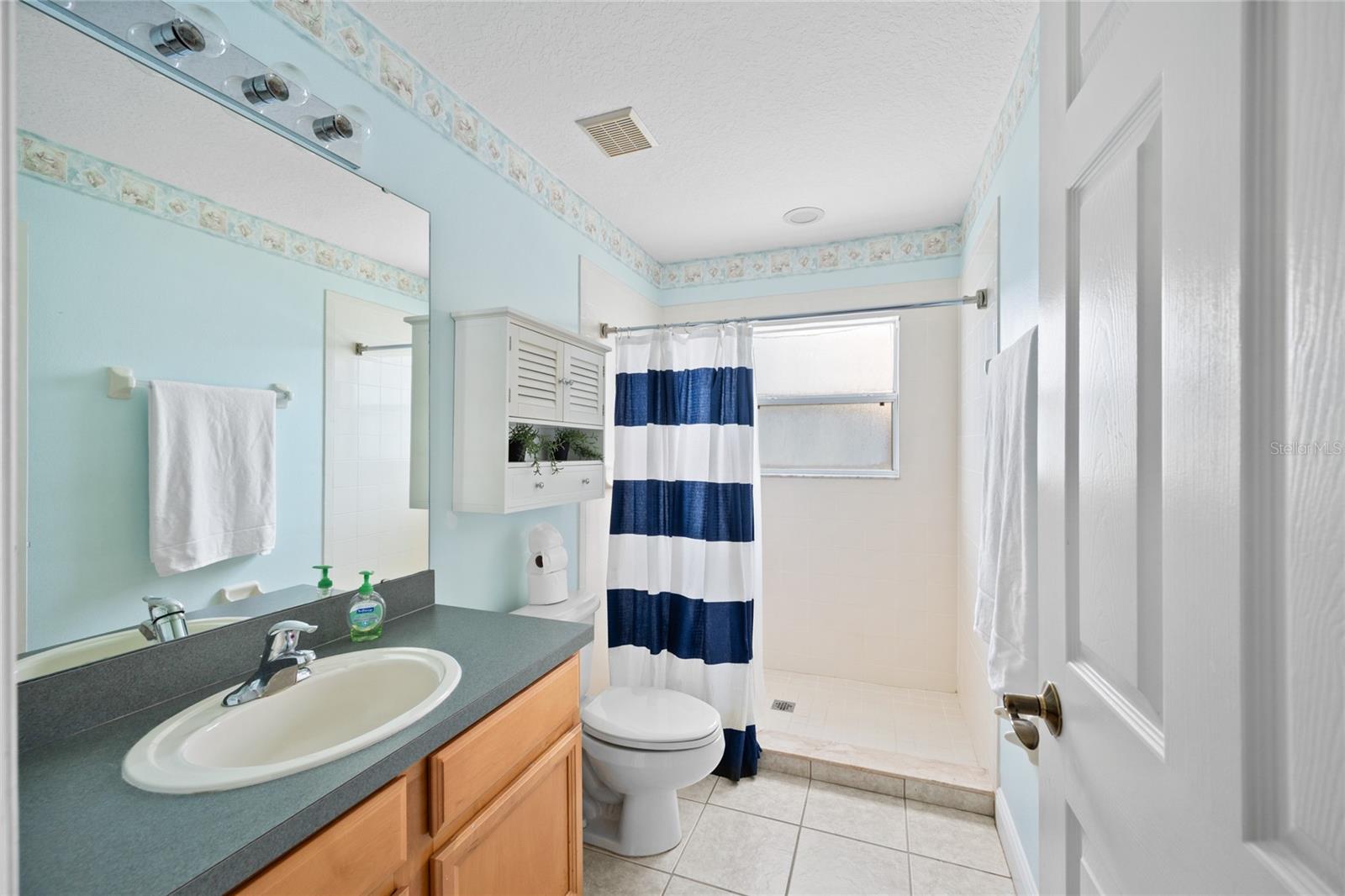 EMERALD ESTATES - Residential