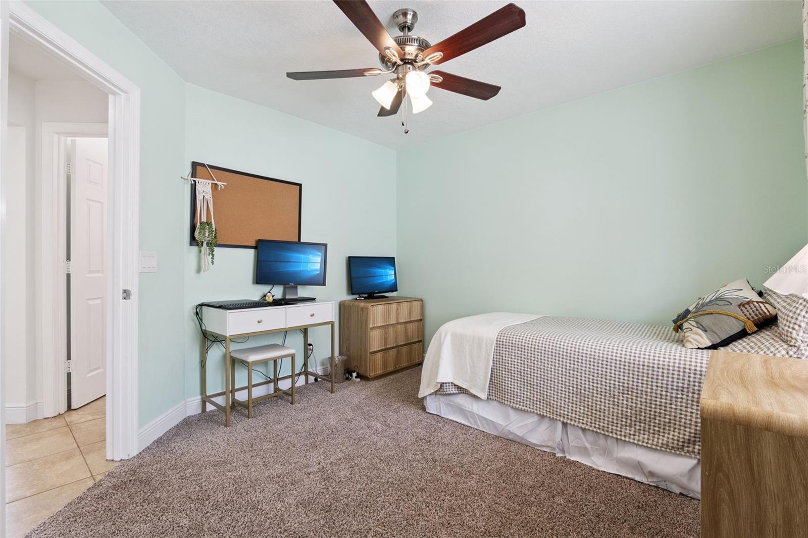 TWIN RIVERS SEC 3B UNIT 1 - Residential