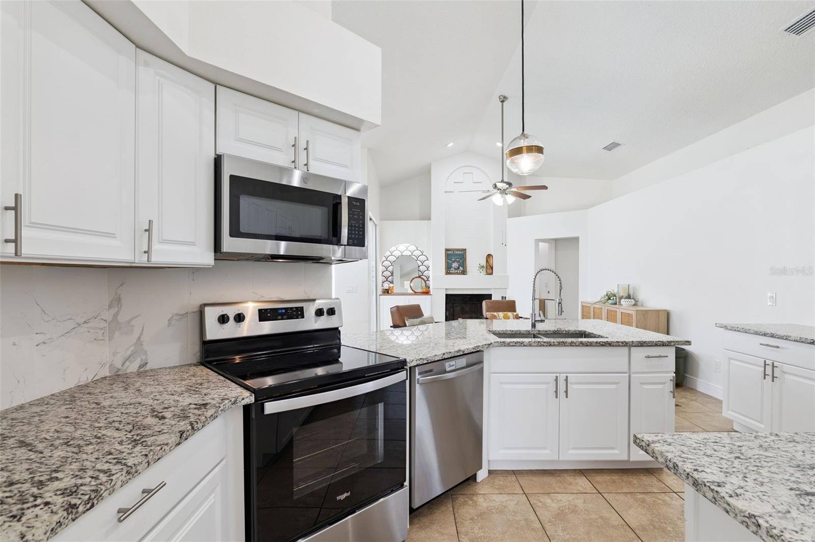 TWIN RIVERS SEC 3B UNIT 1 - Residential