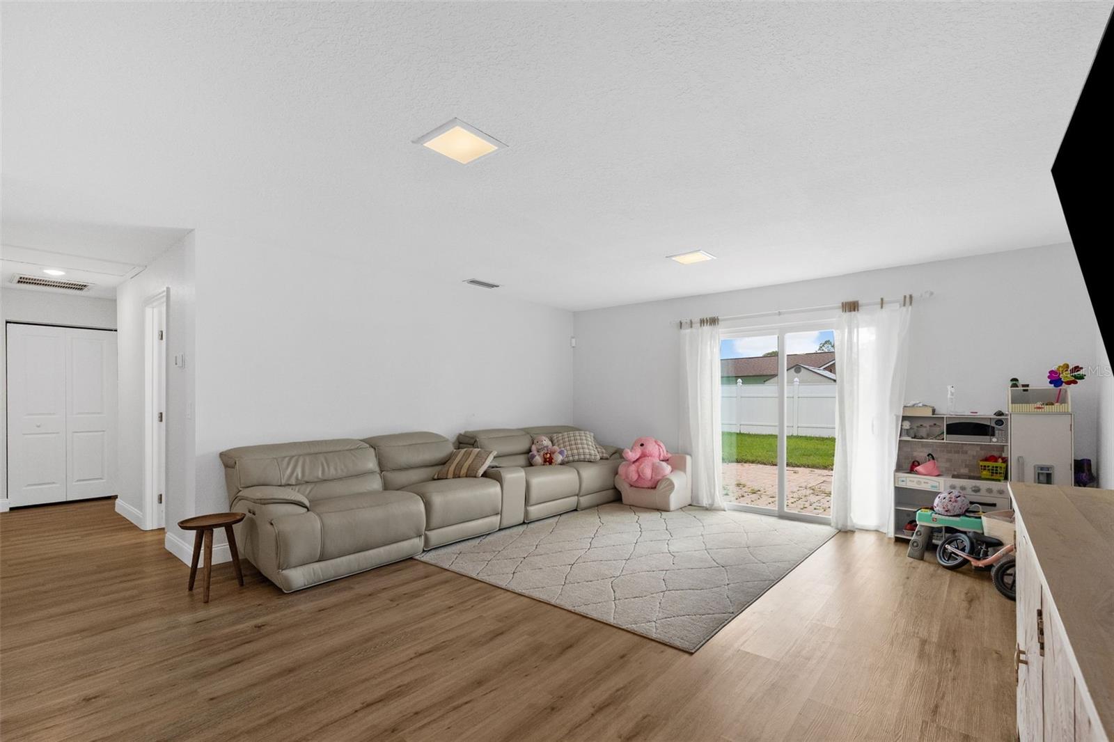 COUNTRY PLACE UNIT IV B - Residential