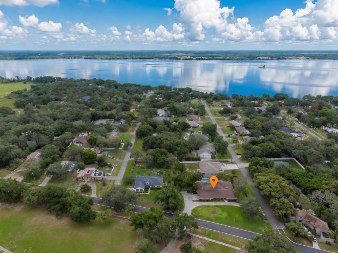 HOWEY GRIFFIN VILLAGE - Residential