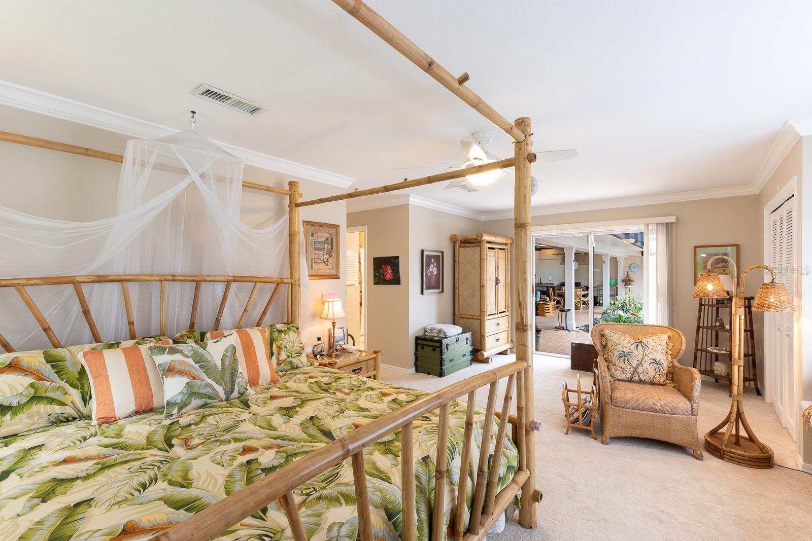 HOWEY GRIFFIN VILLAGE - Residential