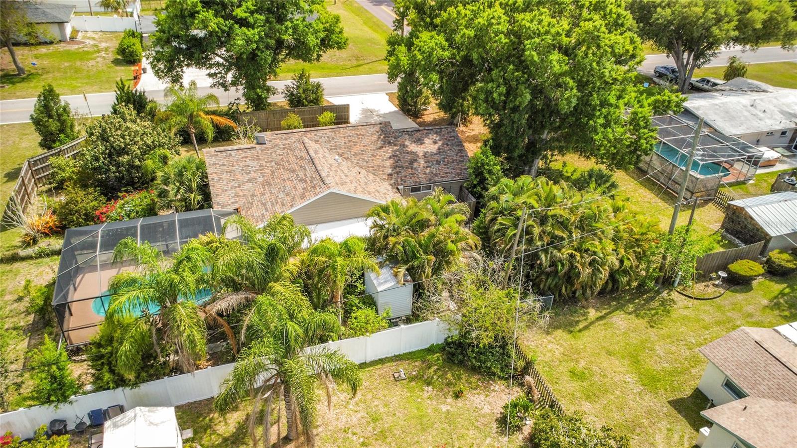 SOUTH VENICE - Residential