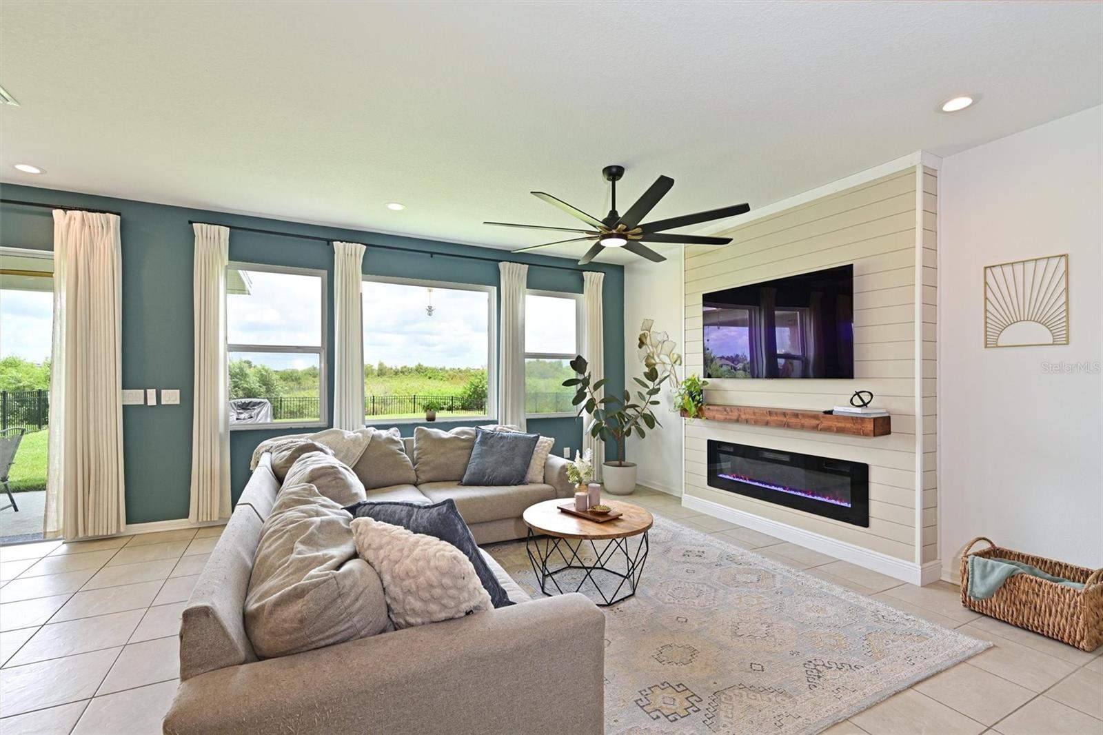 ISLES AT BAYVIEW PH I SUBPH A & B - Residential