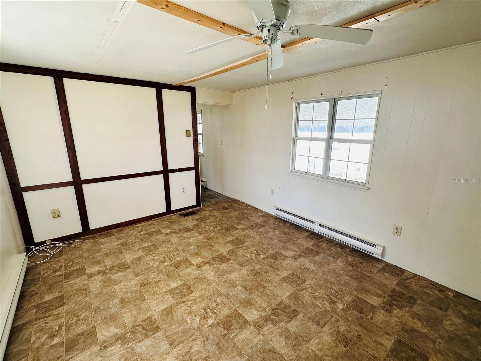 FAIRMOUNT MOBILE ESTATES - Residential