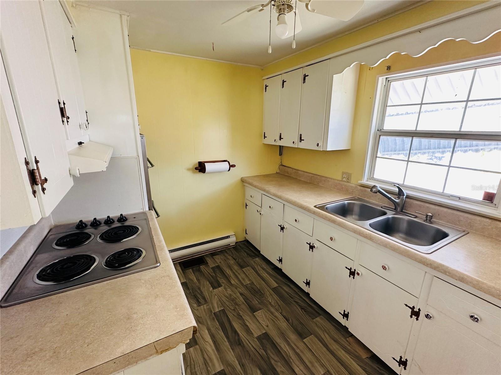 FAIRMOUNT MOBILE ESTATES - Residential